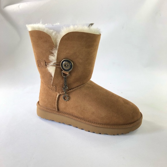 womens chestnut uggs